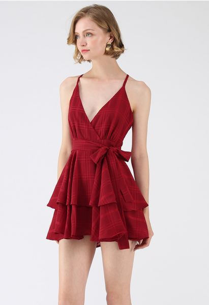 Mini vestido de camuflaje con espalda cruzada de Dare To Dream en rojo
