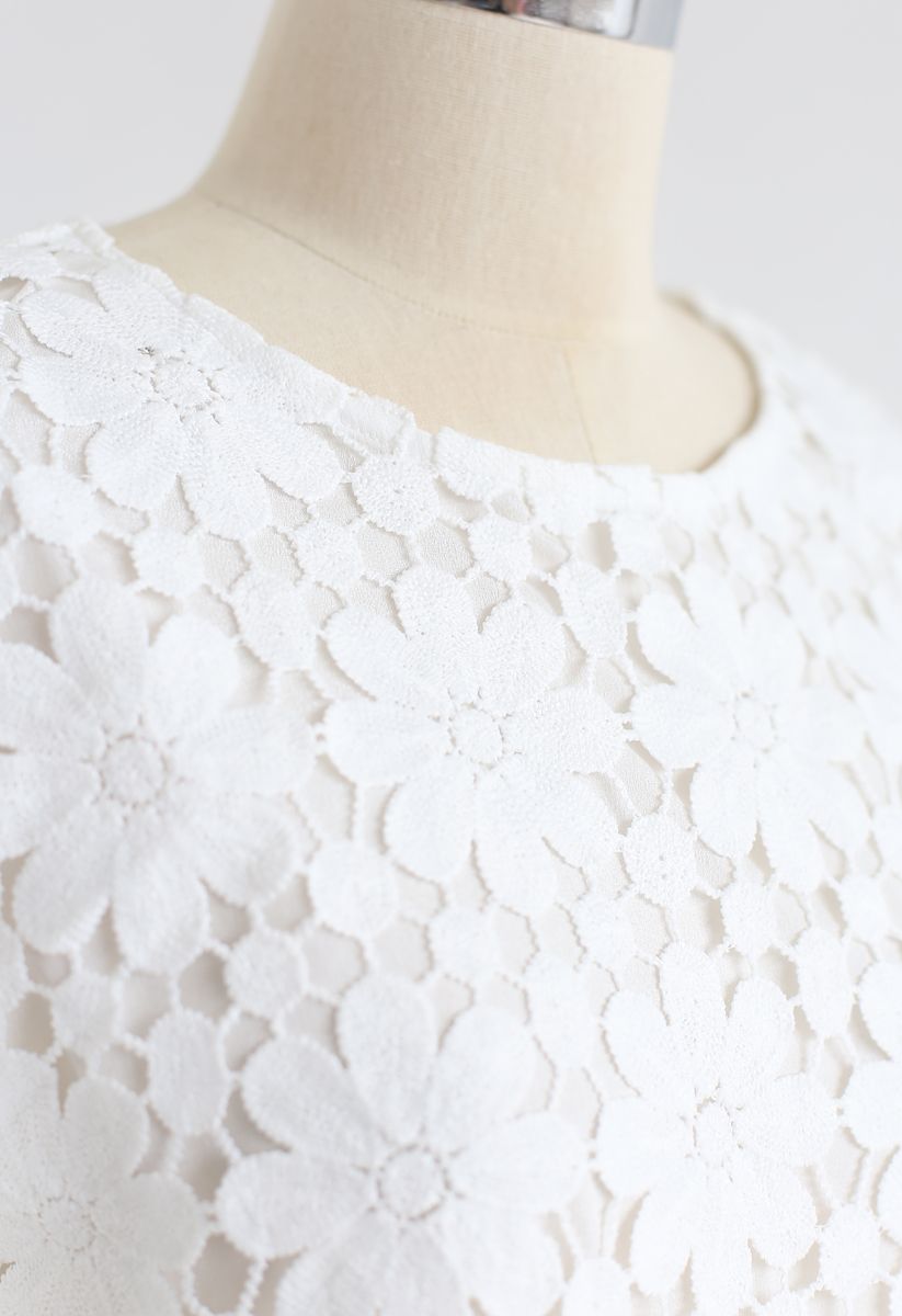 Full Sunflower Crochet Top and Skirt Set in White