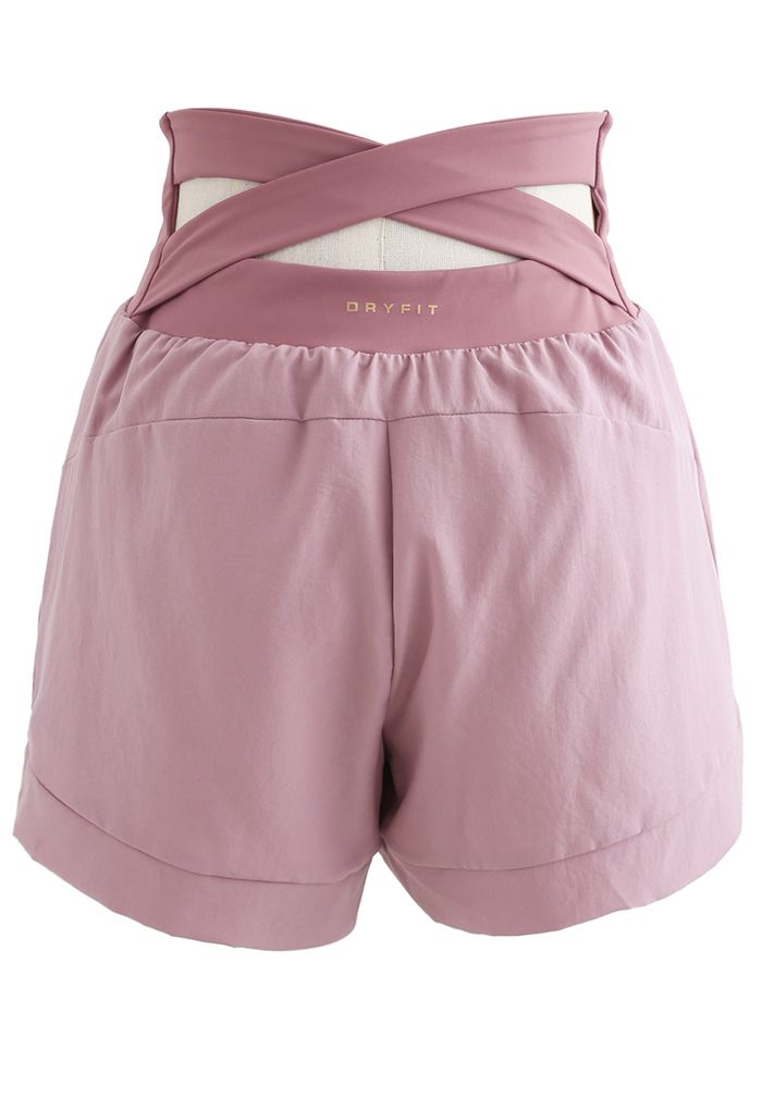 Shorts deportivos con cintura entrecruzada en rosa polvoriento