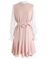 Top de encaje con cuello alto y vestido de punto con bajo con volantes en rosa